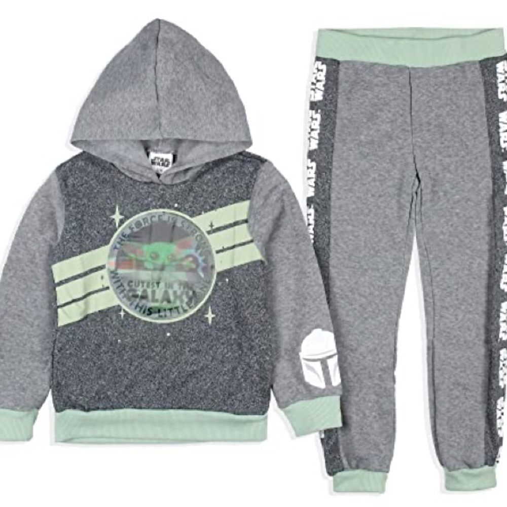 Star Wars Baby Yoda Hologram sweat/hoodie set of 2.‎ Grogu. Kids size 5T